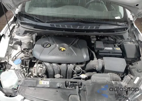 2015 Hyundai Elantra Se z USA, uszkodzony, nr VIN 5NPDH4AE7FH555454